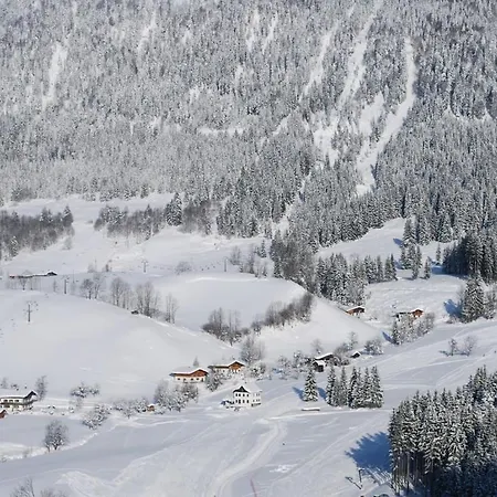 Alpendorf Dachstein West 15 別荘 アンベルク・イム・ランマータール